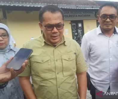 Polresta tahan Karo Ekonomi Setda NTB sebagai tersangka masker COVID Polresta tahan Karo Ekonomi Setda NTB sebagai tersangka masker COVID